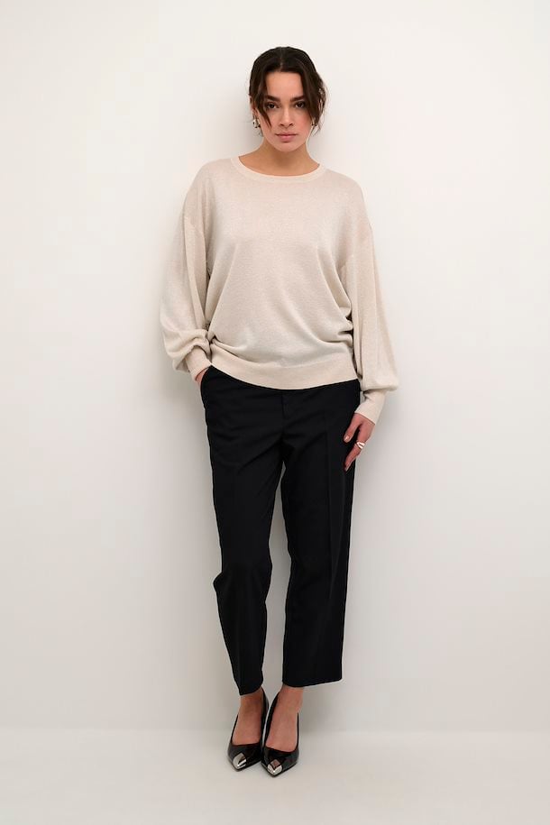 Regina O-Neck Knit