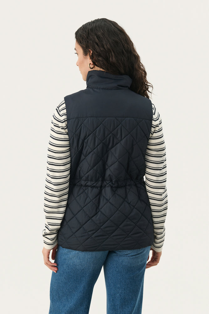 Nanet Vest