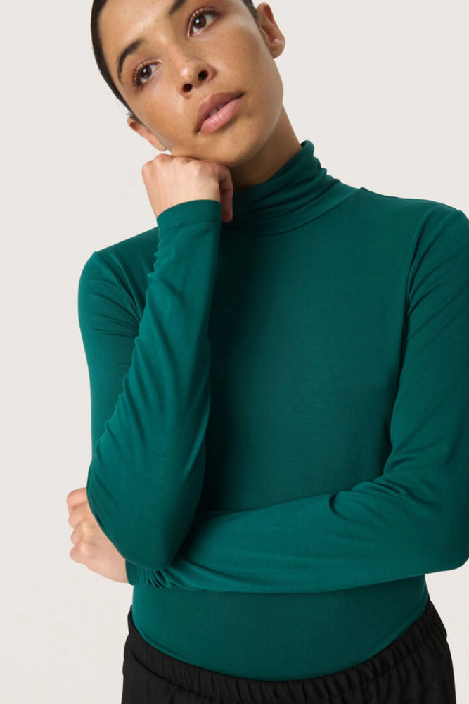 Hanadi Rollneck